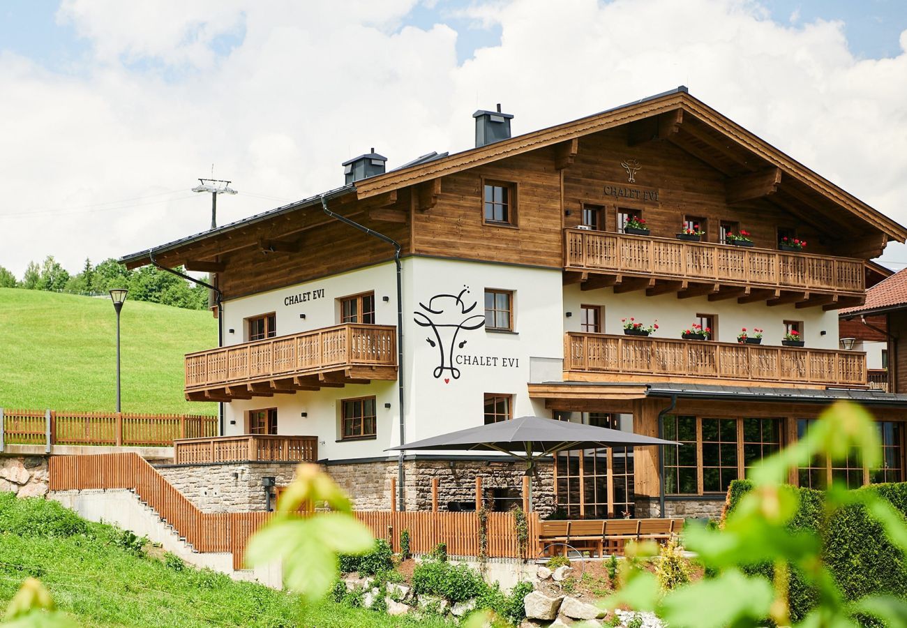 Ferienwohnung in Kaprun - Chalet Evi - Suite with Balcony & AC